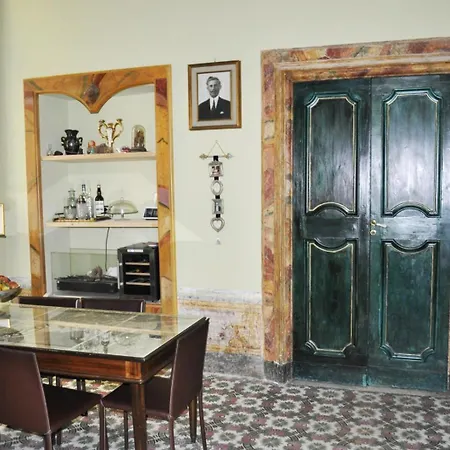 Dimora Storia Guest house *