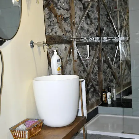 Dimora Storia Guest house